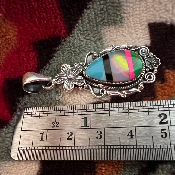❤️ Southwestern Stunning Aurora Opal Multi-Stone Inlay 925 Pendant 7.29gm - Picture 7 of 11